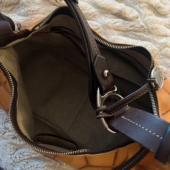 Dooney and Bourke Croco - Picture 6 of 6